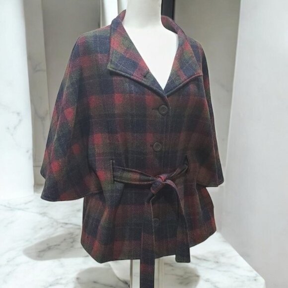 BOYNE VALLEY WEAVERS Plaid Wool Jacket/Cape – Made in Ireland, Pure Elegance! - Picture 5 of 11